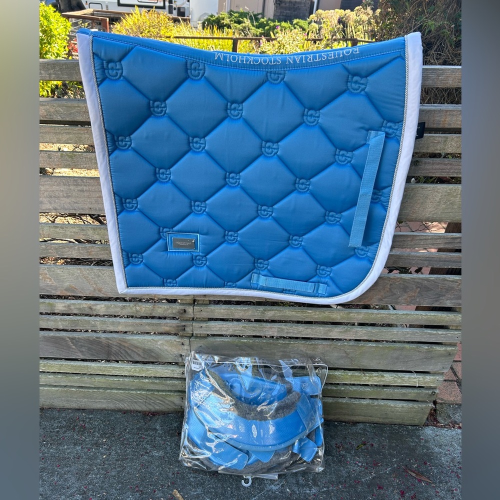 Equestrian Stockholm Parisian Blue Equestrian Saddle Pad Set